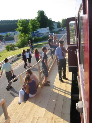 Behelfsbahnsteig (2)
